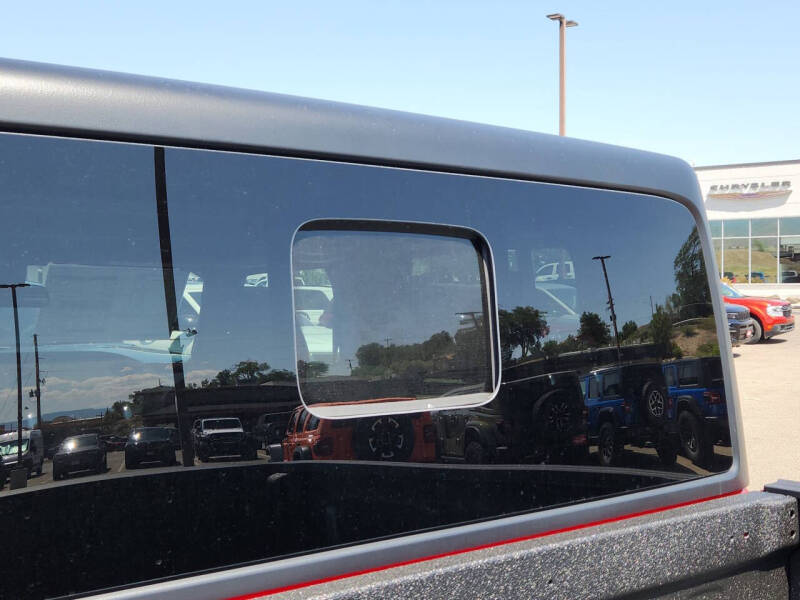 2025 Jeep Gladiator Willys