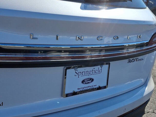 2019 Lincoln Nautilus Select