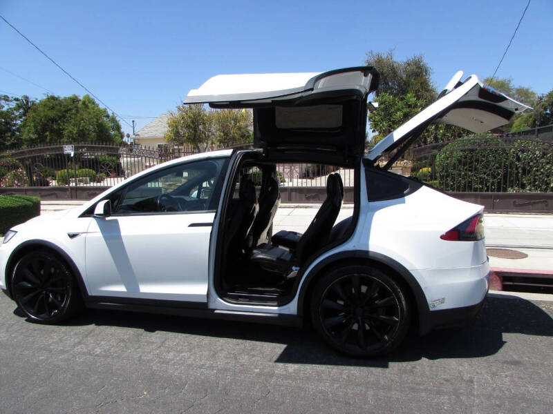 2016 Tesla Model X 90D