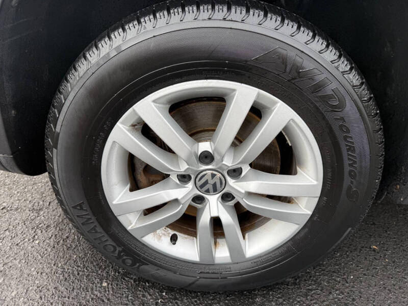 2012 Volkswagen Tiguan SE 4Motion