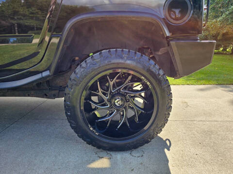 2003 HUMMER H2 Lux Series