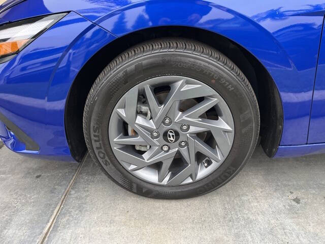 2024 Hyundai Elantra Hybrid Blue