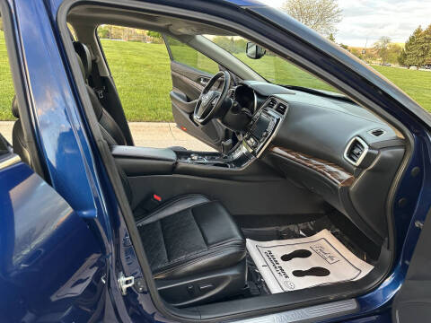 2017 Nissan Maxima Platinum