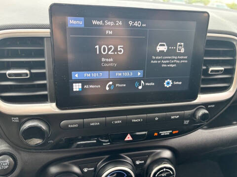 2024 Hyundai Venue SEL