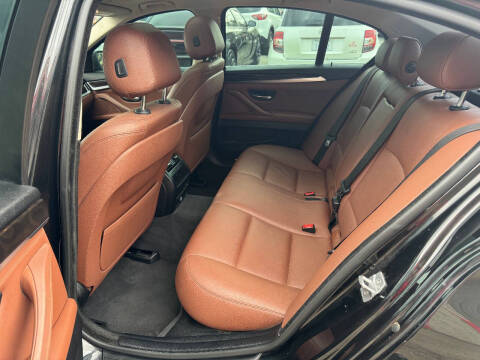 2014 BMW 5 Series 528i