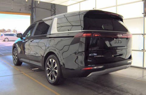 2023 Kia Carnival EX