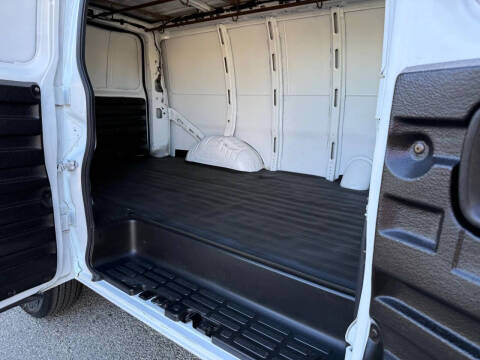 2019 GMC Savana 2500