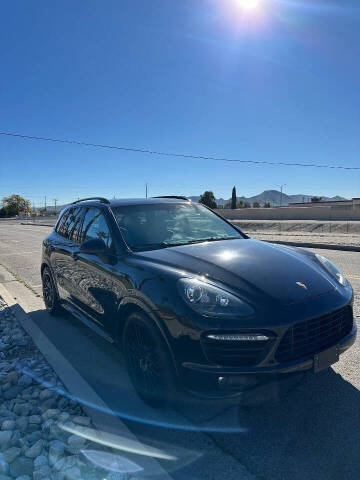 2013 Porsche Cayenne GTS