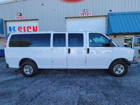 2017 Chevrolet Express LT 3500