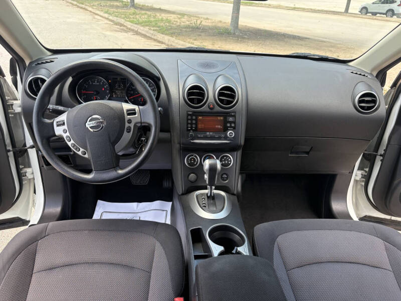 2011 Nissan Rogue SV