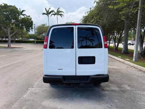 2015 Chevrolet Express 2500