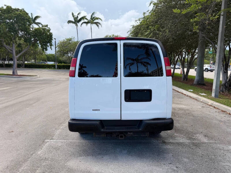 2015 Chevrolet Express 2500