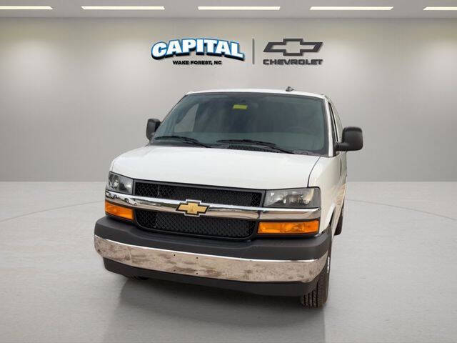 2025 Chevrolet Express 2500