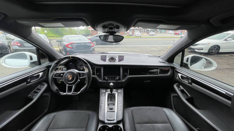 2017 Porsche Macan S