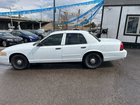 2003 Ford Crown Victoria for sale at McManus Motors in Wheat Ridge CO