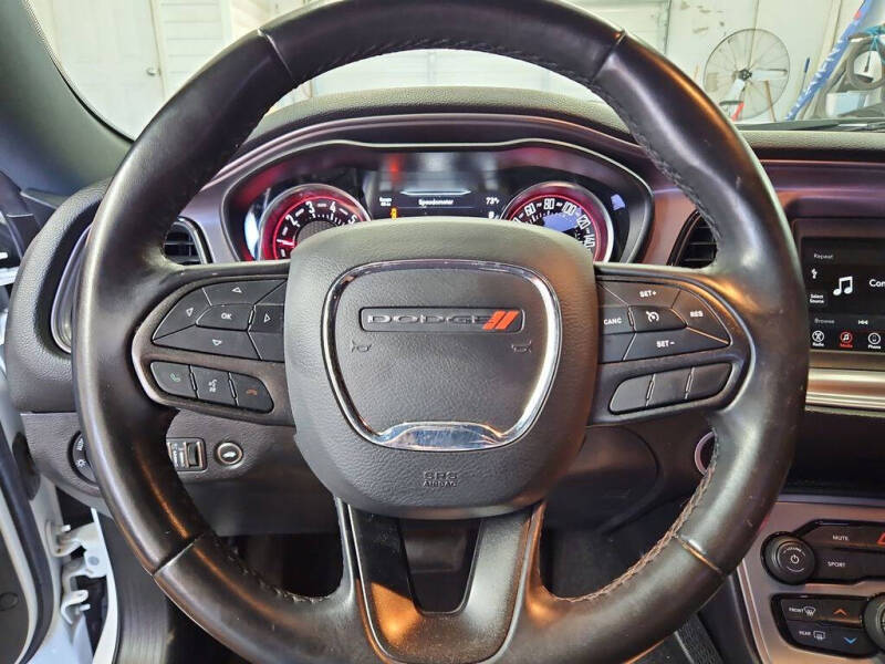 2023 Dodge Challenger SXT