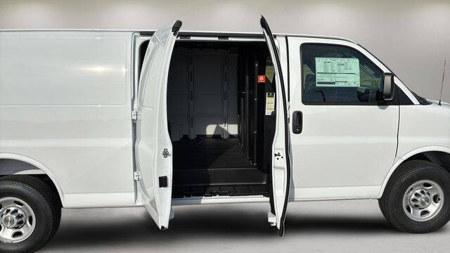 2026 Chevrolet Express 3500