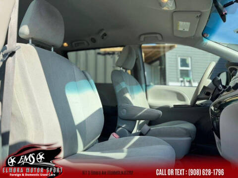 2012 Toyota Sienna Base 7-Passenger
