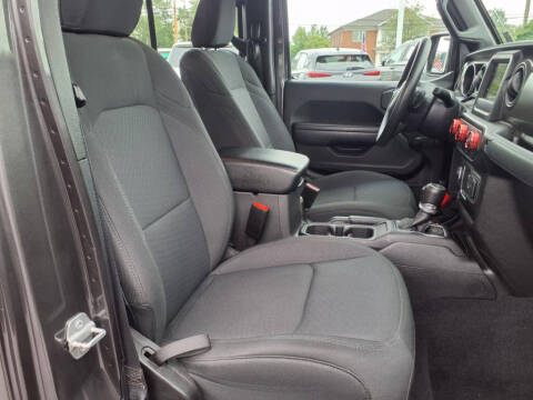 2022 Jeep Gladiator Sport