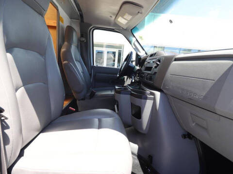 2024 Ford E-Series