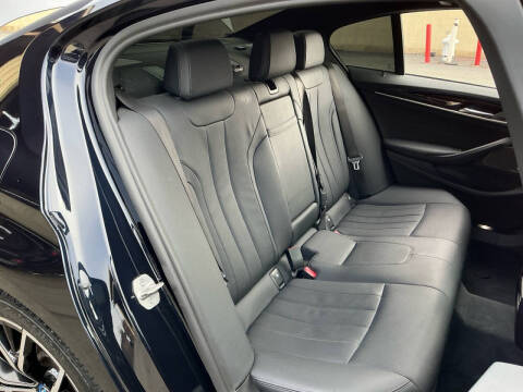 2022 BMW 5 Series 530e