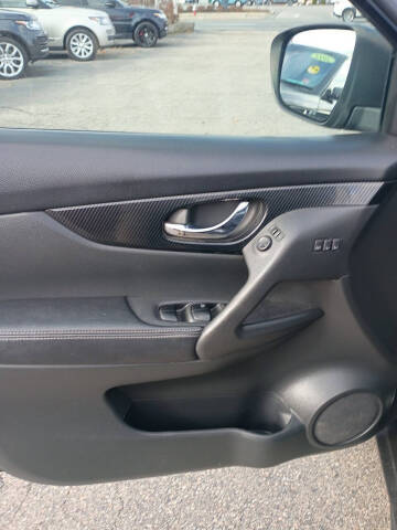 2017 Nissan Rogue Hybrid SL