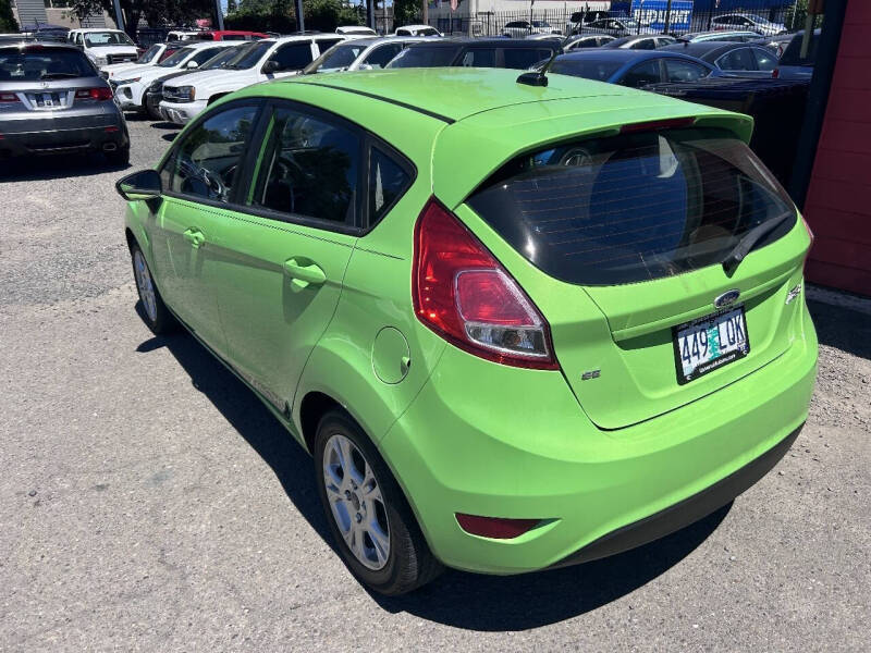2015 Ford Fiesta SE
