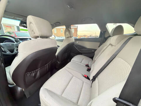 2017 Hyundai Santa Fe SE