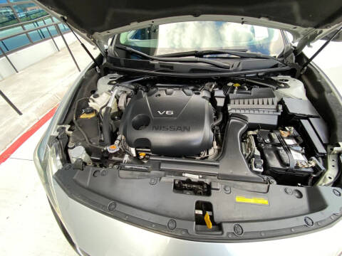 2017 Nissan Maxima