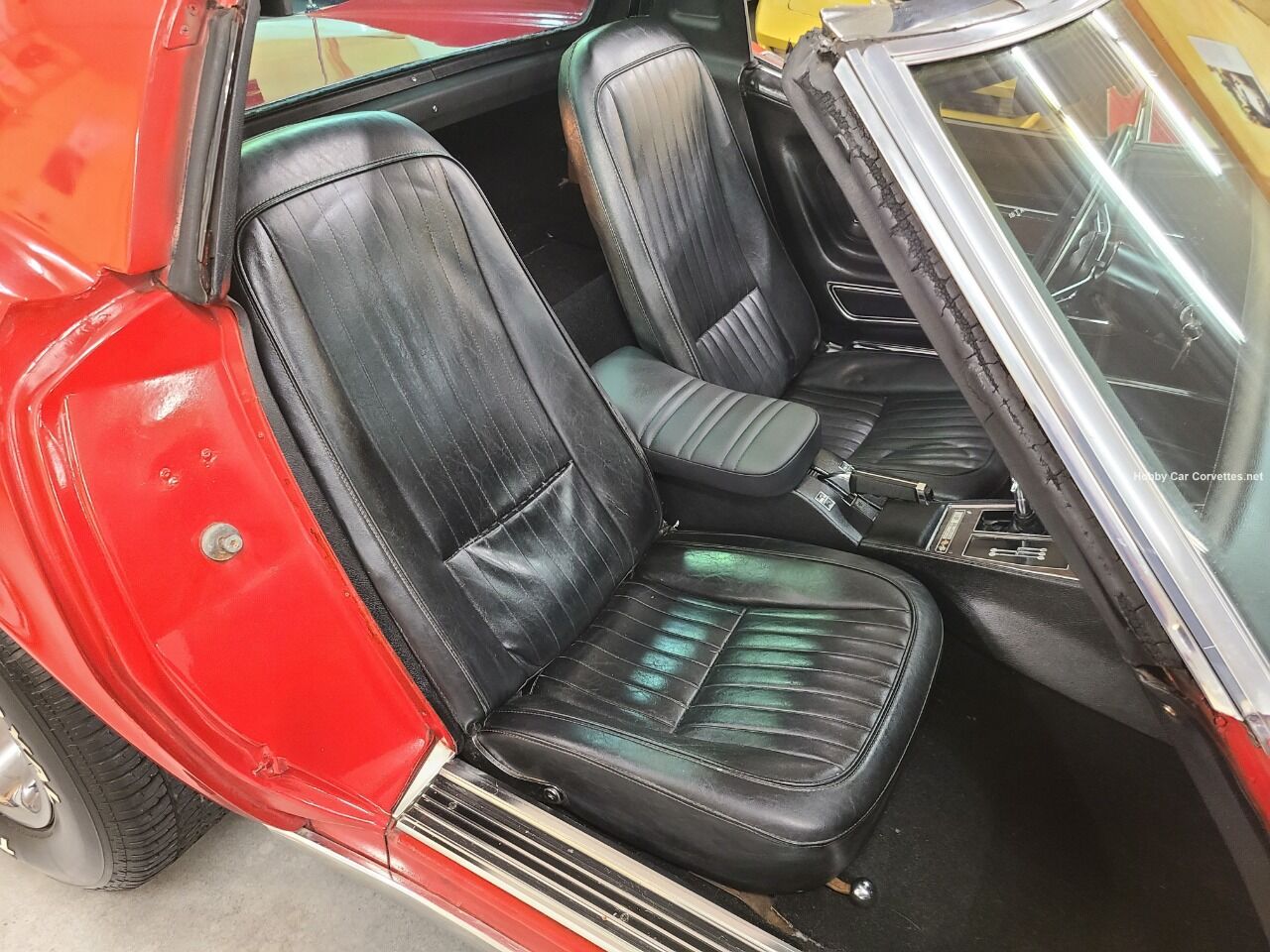 1975 Chevrolet Corvette 13