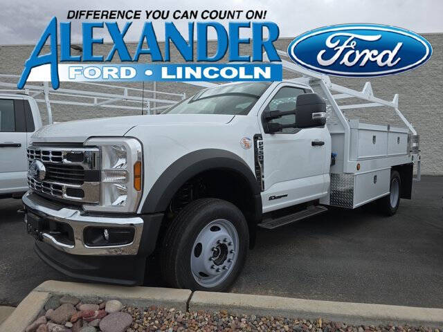 2025 Ford F-550 Super Duty Chassis Cab XL's photo