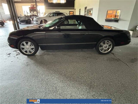 2005 Ford Thunderbird Deluxe