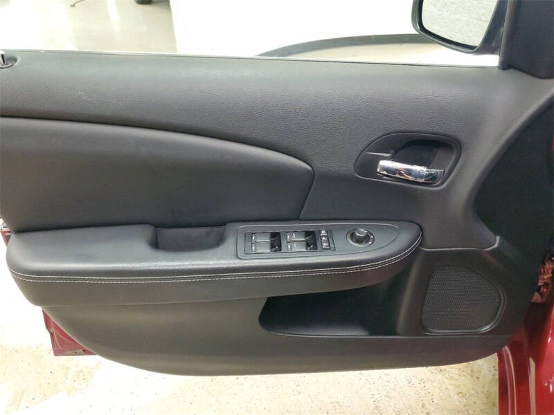 2012 Chrysler 200 Limited