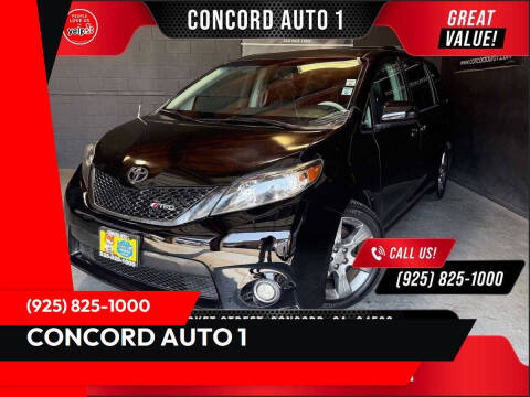 2013 Toyota Sienna SE 8-Passenger