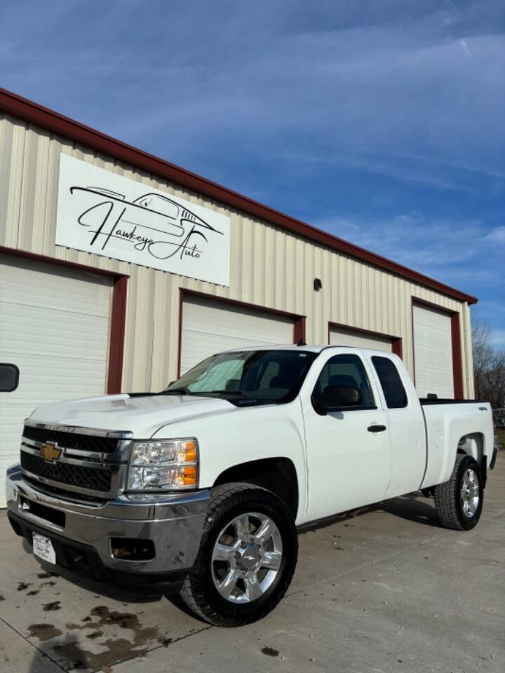 2013 Chevrolet Silverado 2500HD for sale at Hawkeye Auto of De Soto LLC in Carlisle, IA