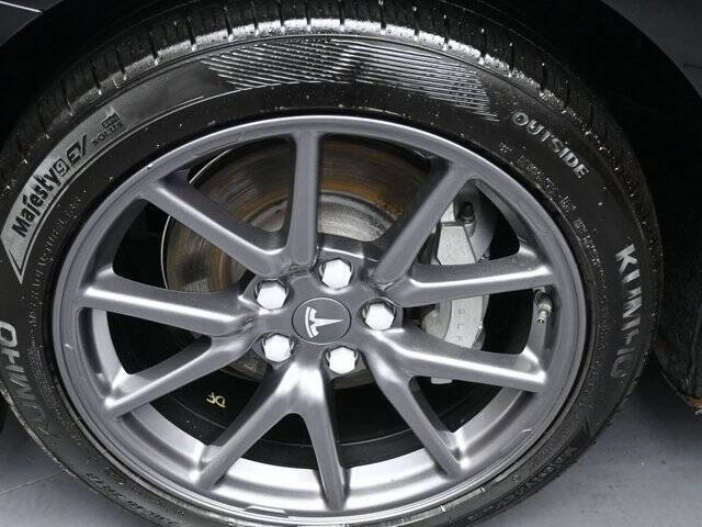 2019 Tesla Model 3 Mid Range