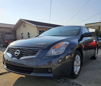 2008 Nissan Altima for sale at Adan Auto Credit in Effingham IL