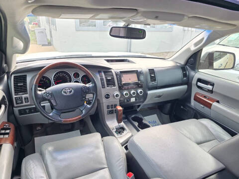 2011 Toyota Sequoia Platinum