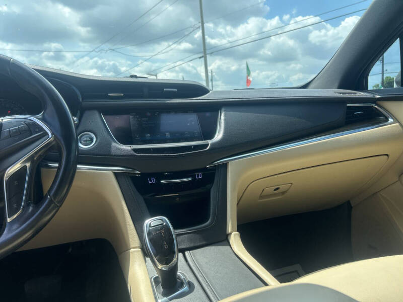 2019 Cadillac XT5