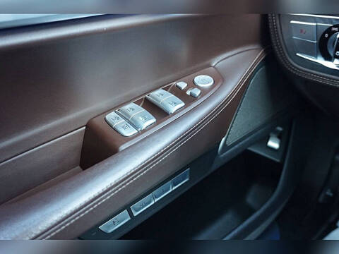 2017 BMW 7 Series 740i