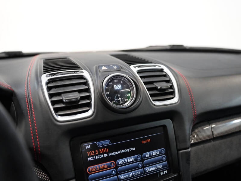 2015 Porsche Cayman GTS