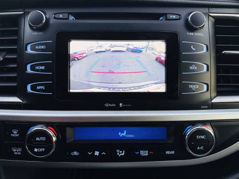 2015 Toyota Highlander LE Plus