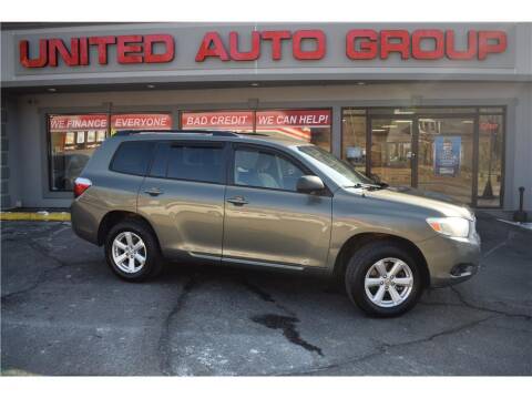 2008 Toyota Highlander for sale at United Auto Group in Putnam CT