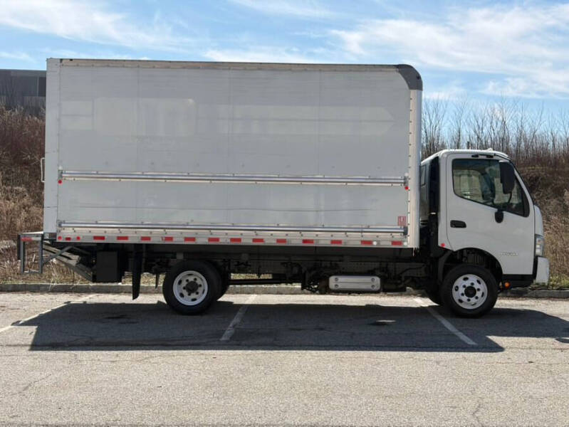 2020 Hino 155