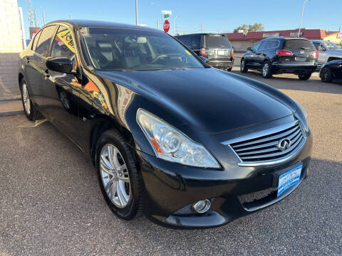 2015 Infiniti Q40