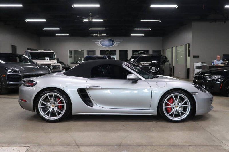 2024 Porsche 718 Boxster S