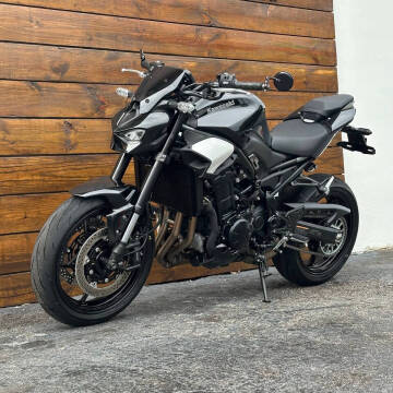 2025 Kawasaki Z900 ABS