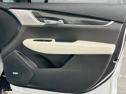 2021 Cadillac XT6 Sport