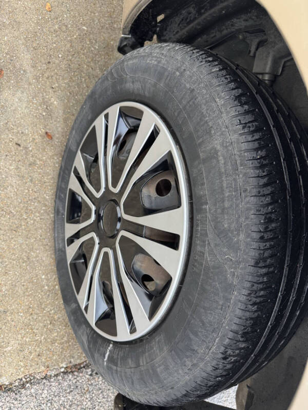 2005 Toyota Corolla LE