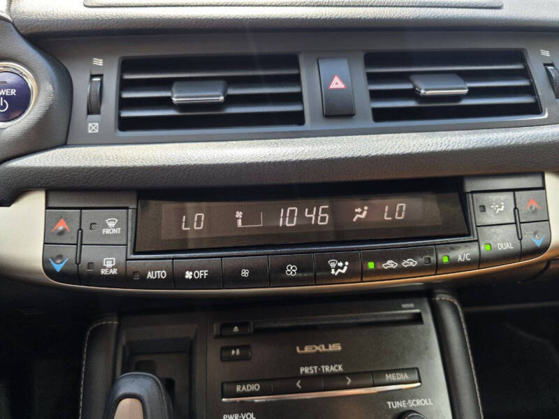 2015 Lexus CT 200h